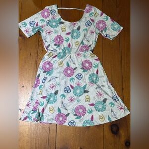 Star Wars Floral Skater Dress – Her Universe (Size S)